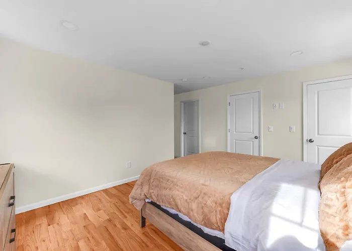 Cozy 3Br Newark Apt With Easy Access To Nyc And Seton Hall